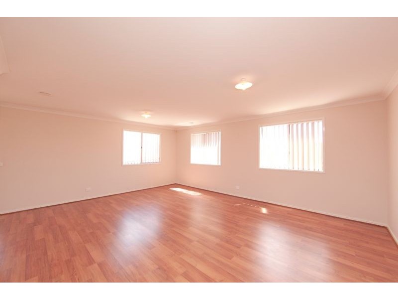 34 Greenside Way, Mernda VIC 3754