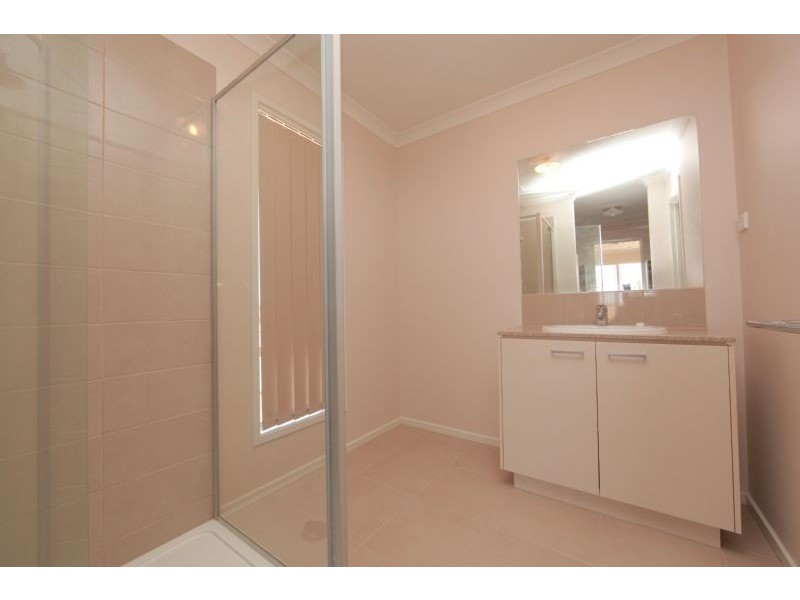 34 Greenside Way, Mernda VIC 3754