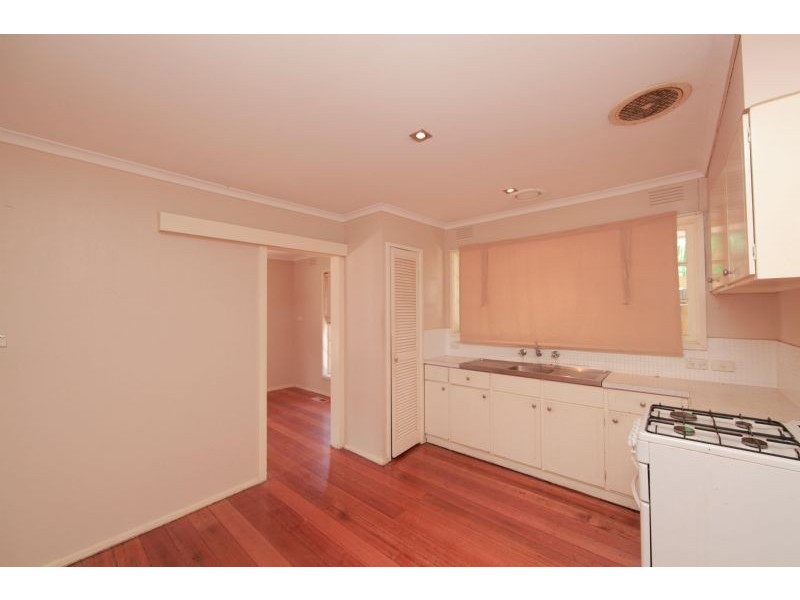 34 Festival Grove, Lalor VIC 3075