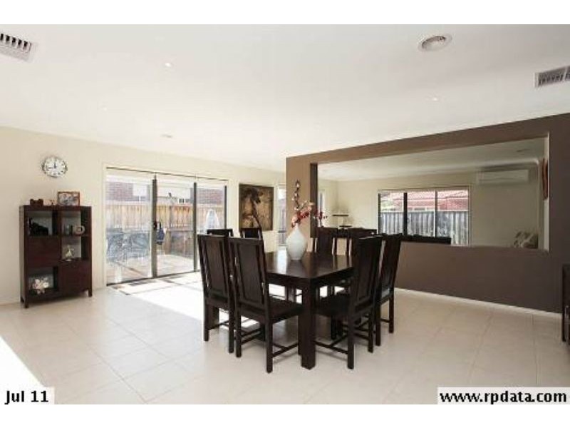 48 Tuross Cres, South Morang VIC 3752