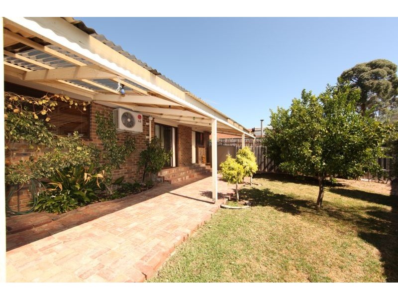 4 Porter Court, Mill Park VIC 3082