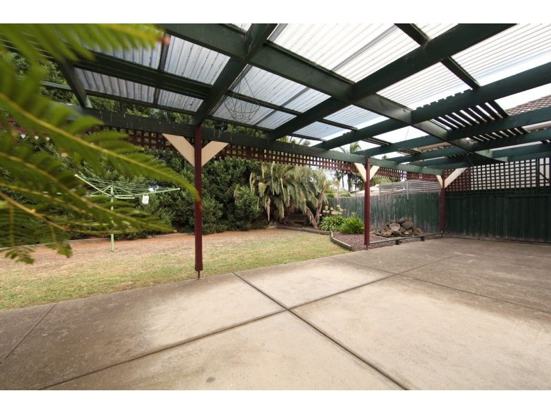 20 Manning Clark Road, Mill Park VIC 3082