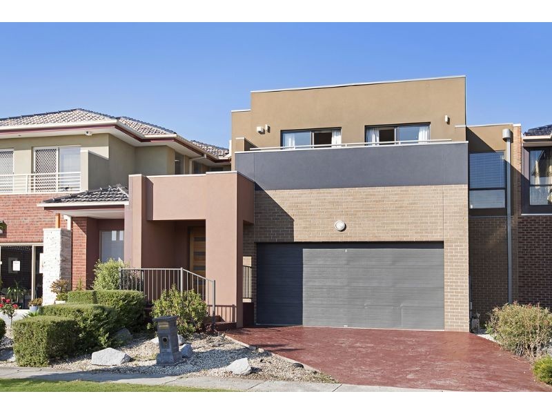 27 Cobb Street, South Morang VIC 3752