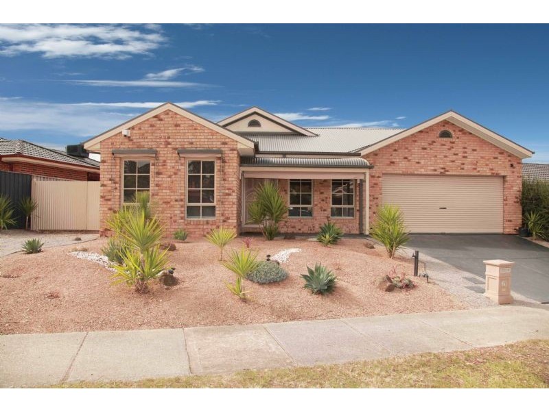 22 Poppy Dr, South Morang VIC 3752