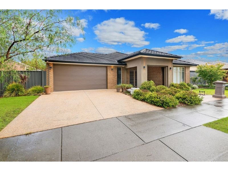15 Harriers Street, Mernda VIC 3754