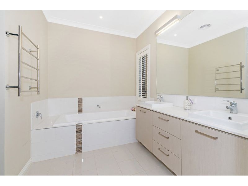 15 Harriers Street, Mernda VIC 3754