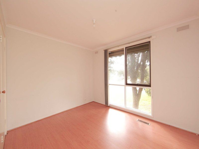 12 Glenloth Court, Epping VIC 3076