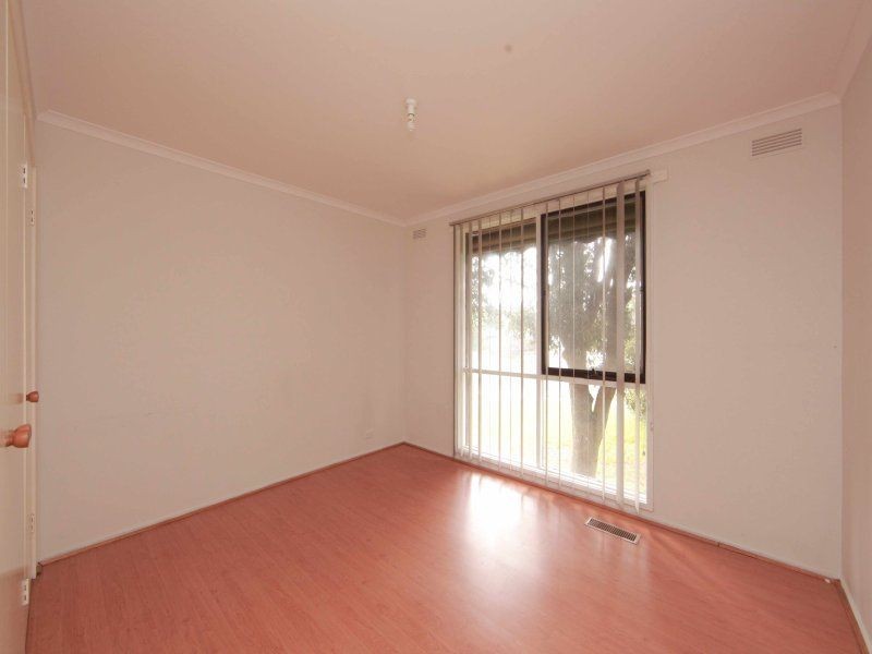 12 Glenloth Court, Epping VIC 3076