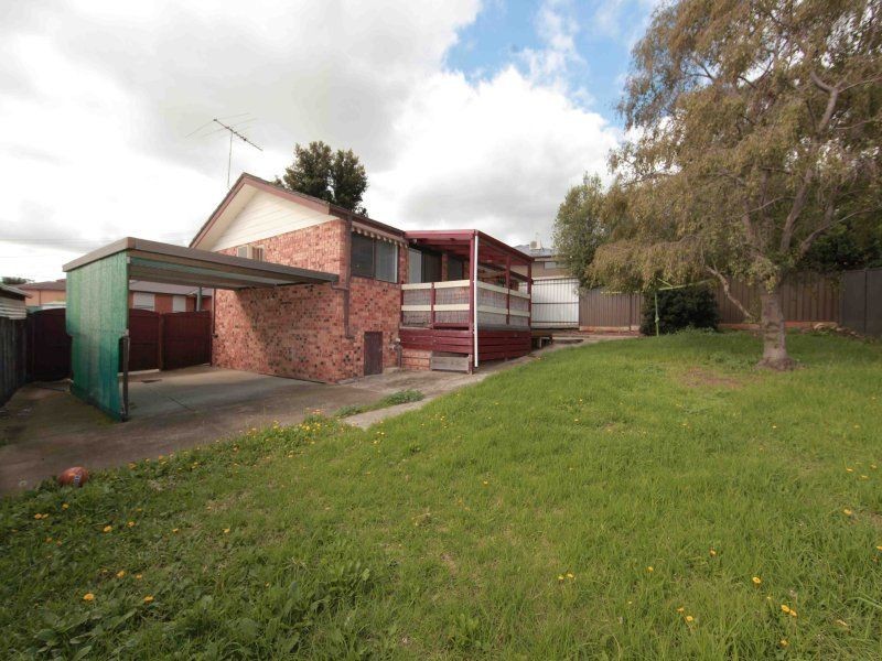 12 Glenloth Court, Epping VIC 3076