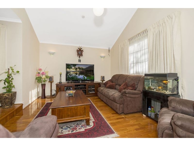 9 Lamina Avenue, Mill Park VIC 3082