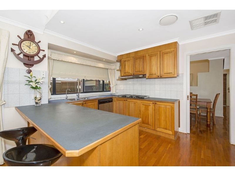 9 Lamina Avenue, Mill Park VIC 3082