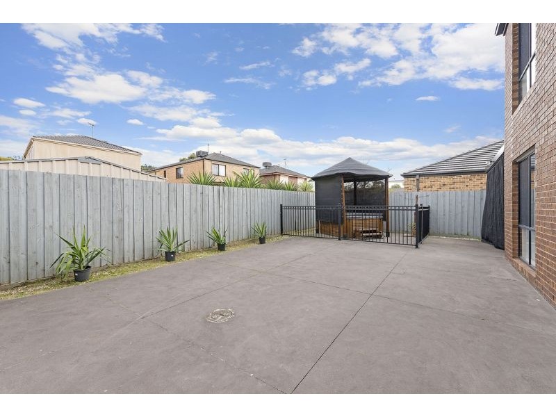 11 Cassowary Road, South Morang VIC 3752