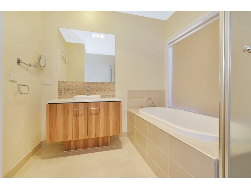 56 Pearson Road, Mernda VIC 3754