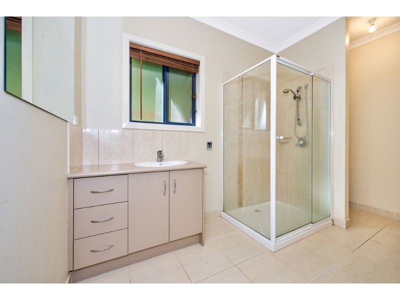 32 Skyline Drive, South Morang VIC 3752