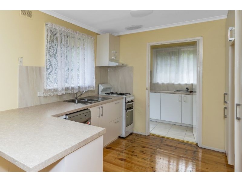 9 Carbine Court, Mill Park VIC 3082