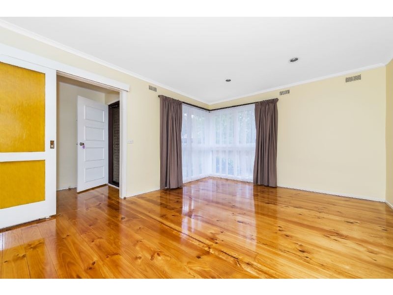 9 Carbine Court, Mill Park VIC 3082