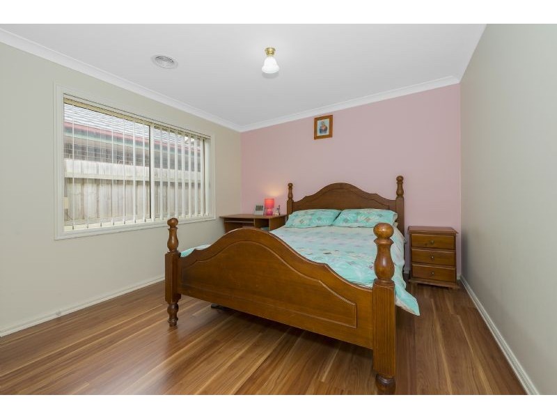 9 Paringa Avenue, South Morang VIC 3752