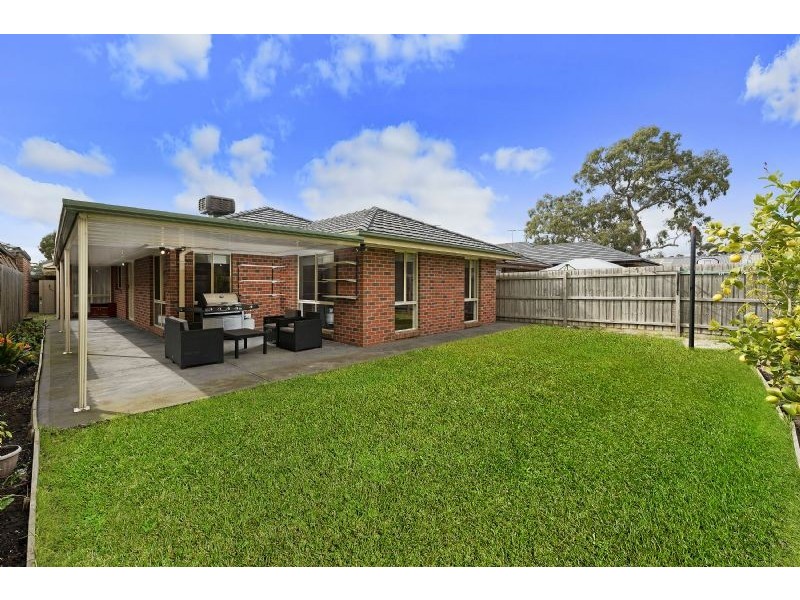 9 Paringa Avenue, South Morang VIC 3752