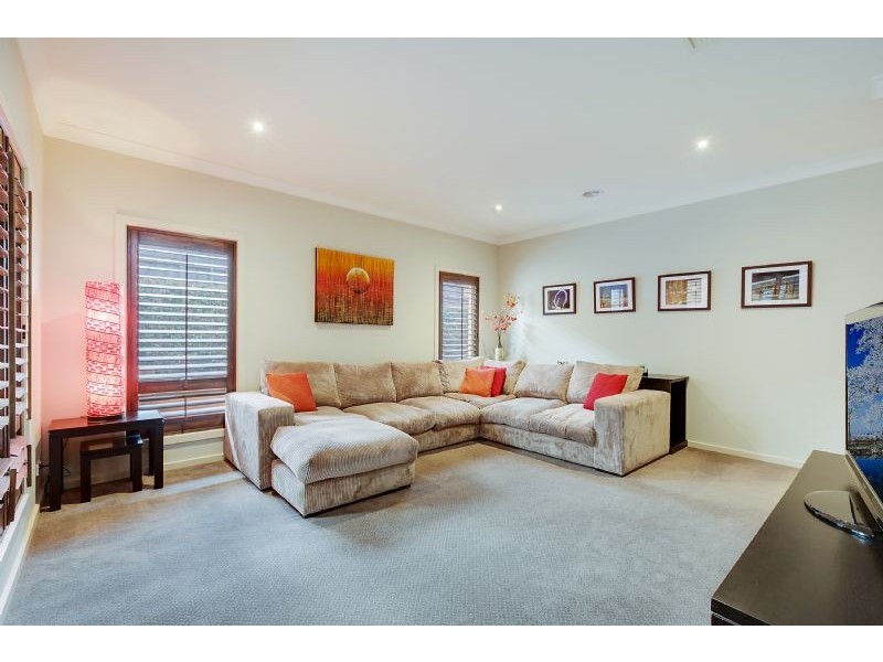 39 Vista Way, South Morang VIC 3752