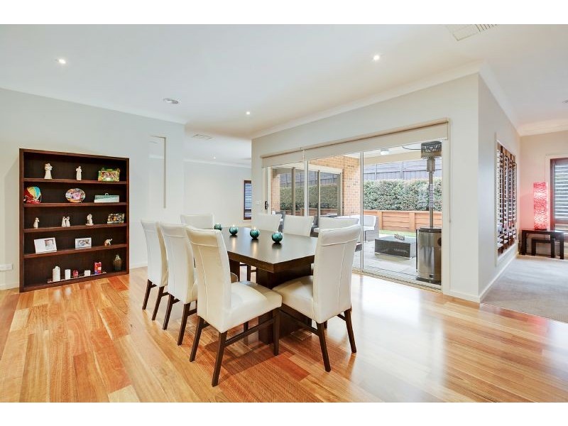 39 Vista Way, South Morang VIC 3752