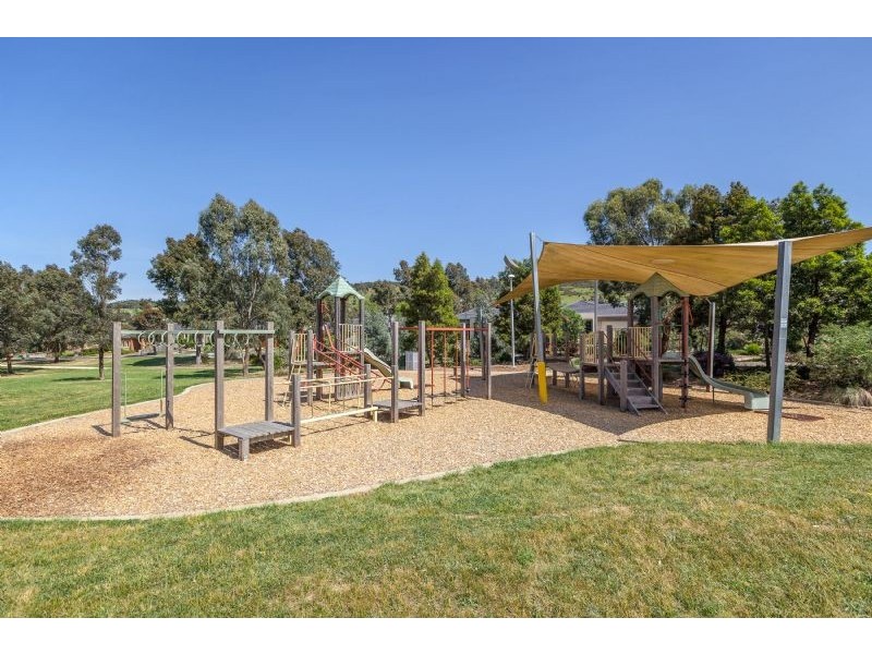 39 Vista Way, South Morang VIC 3752