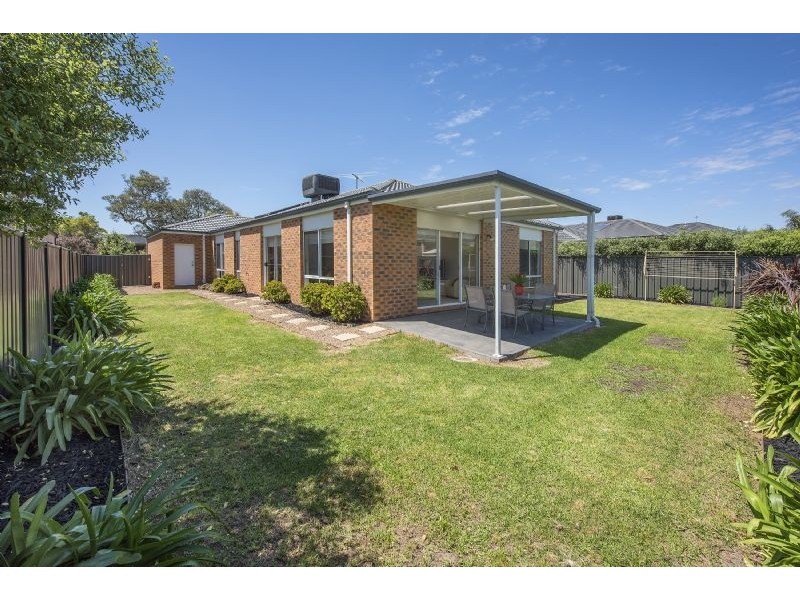 13 Moorland way, Mernda VIC 3754