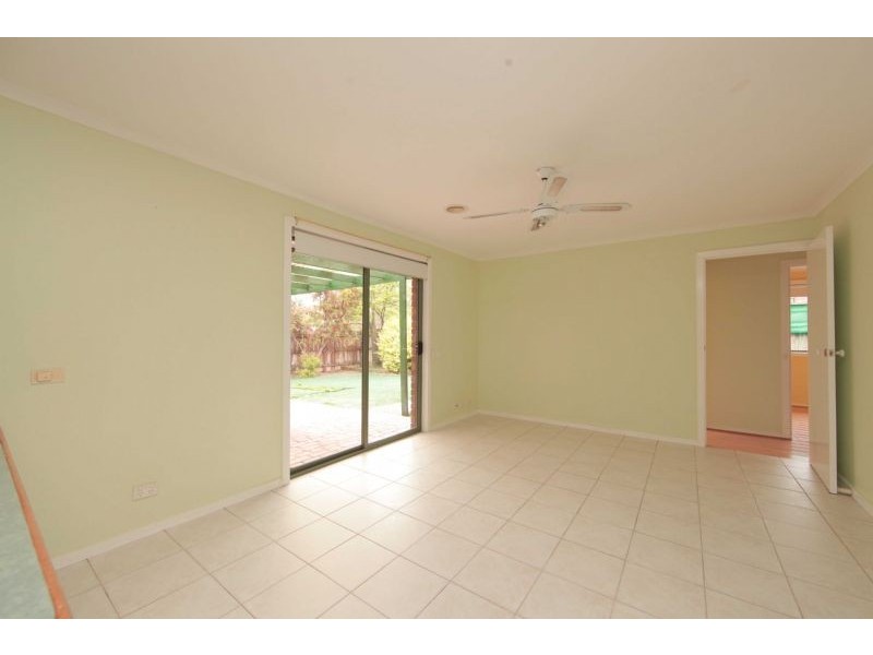 9 Cawley Court, Mill Park VIC 3082