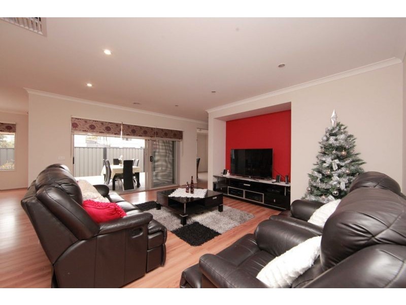 13 Allendale Avenue, Wollert VIC 3750