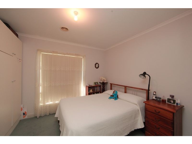 2/30 Young Street, Epping VIC 3076