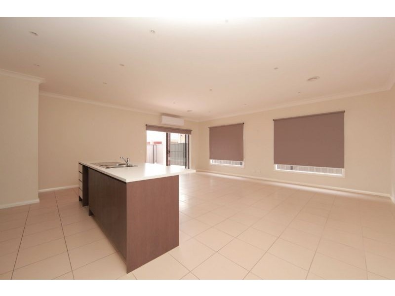 6 Sambell Street, Mernda VIC 3754