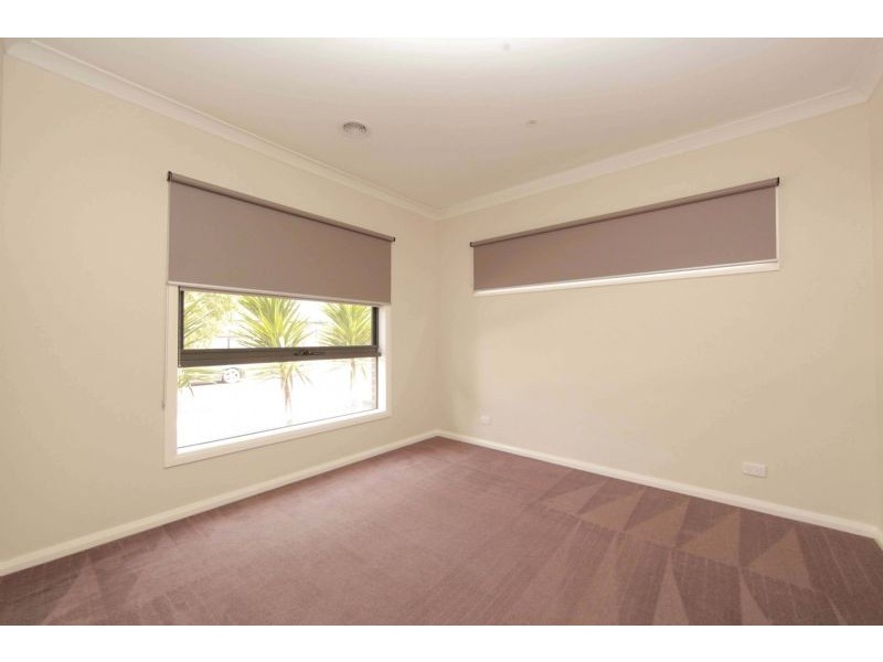 6 Sambell Street, Mernda VIC 3754