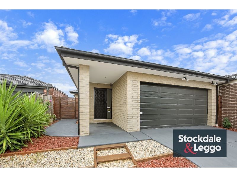 22 Manley St, Epping VIC 3076