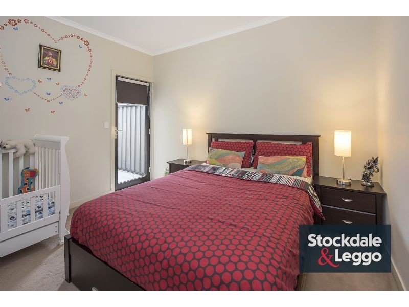 22 Manley St, Epping VIC 3076