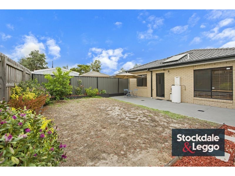 22 Manley St, Epping VIC 3076