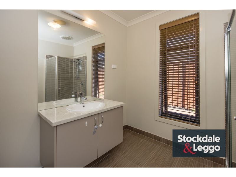 17 Siena Drive, Mernda VIC 3754