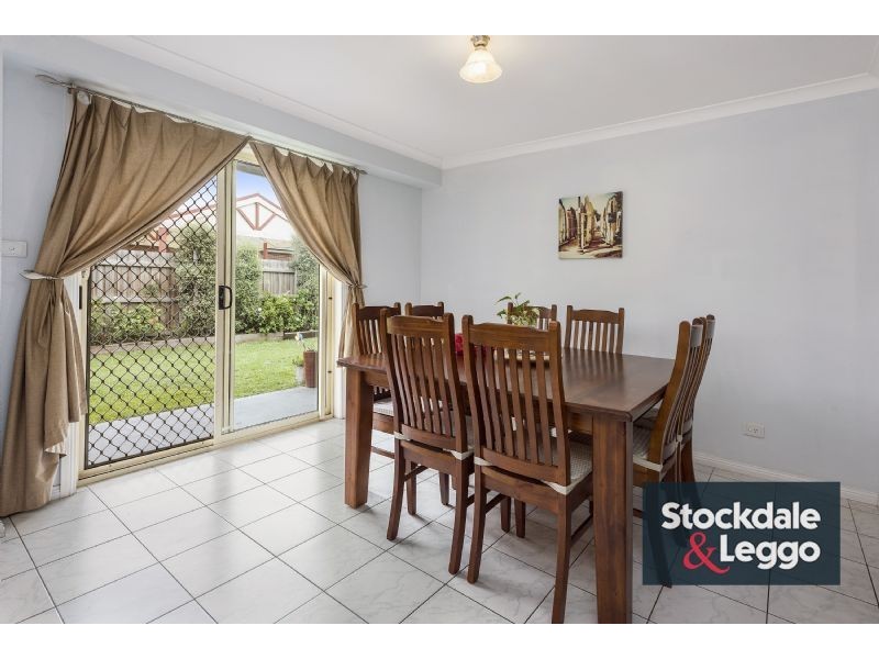 9 Nouvelle Grove, South Morang VIC 3752
