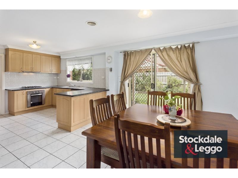 9 Nouvelle Grove, South Morang VIC 3752