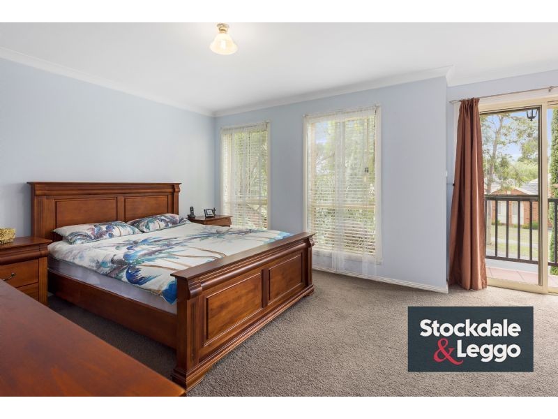 9 Nouvelle Grove, South Morang VIC 3752