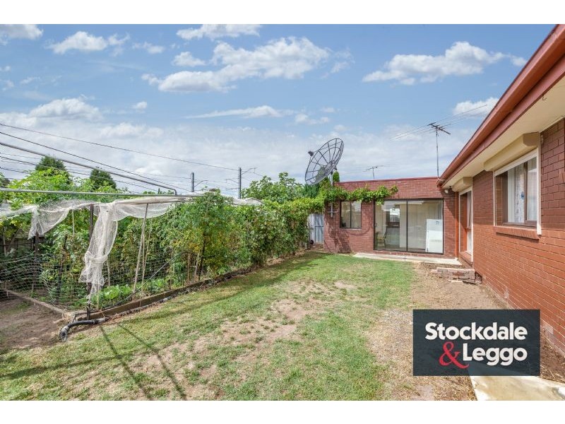 27 Maywood Drive, Epping VIC 3076