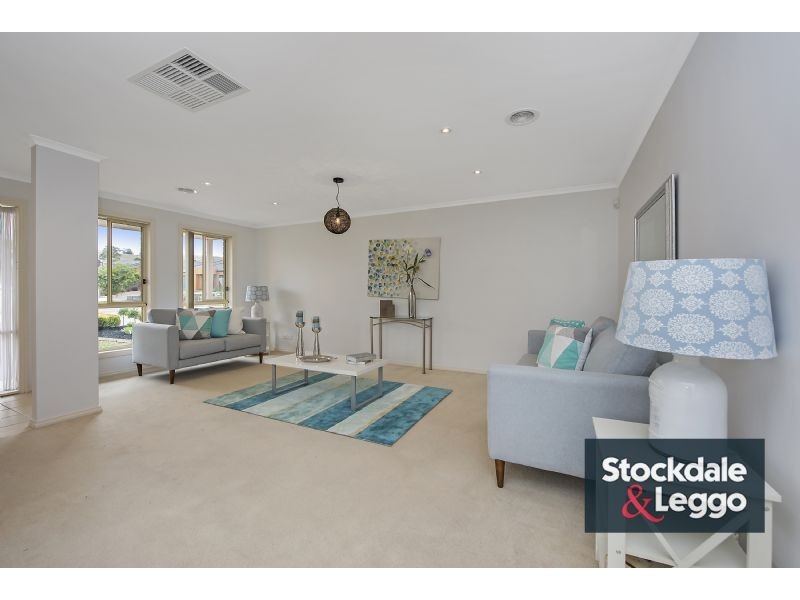 30 Poppy Drive, South Morang VIC 3752