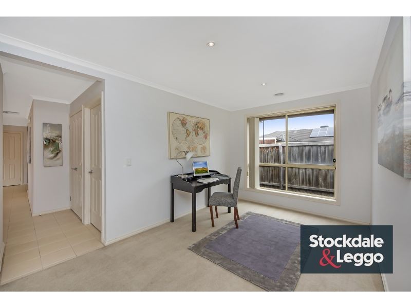 30 Poppy Drive, South Morang VIC 3752