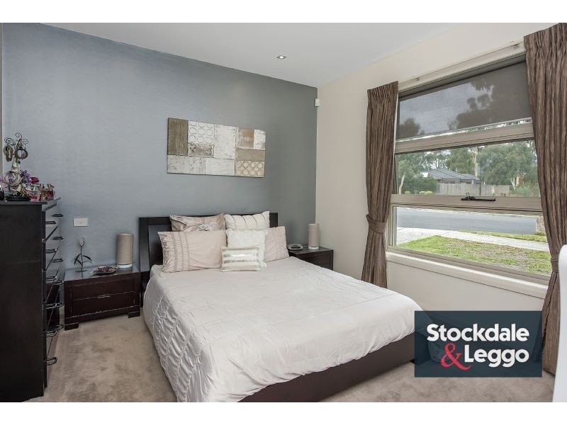 9 Embling Avenue, South Morang VIC 3752