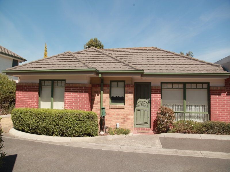 2/30 Young Street, Epping VIC 3076