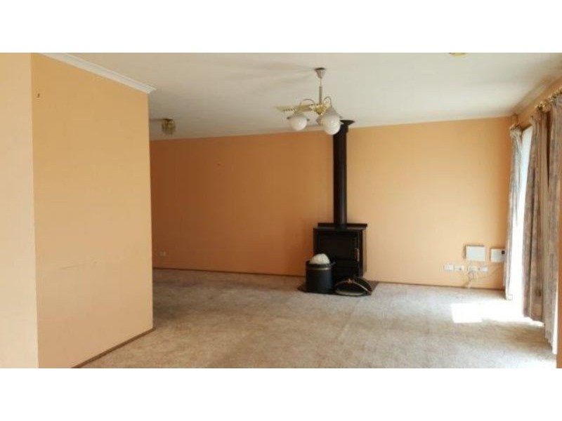 37 Kellaway Crescent, Mill Park VIC 3082