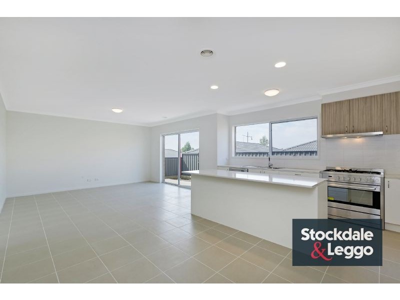 25 Muir Way, Mernda VIC 3754