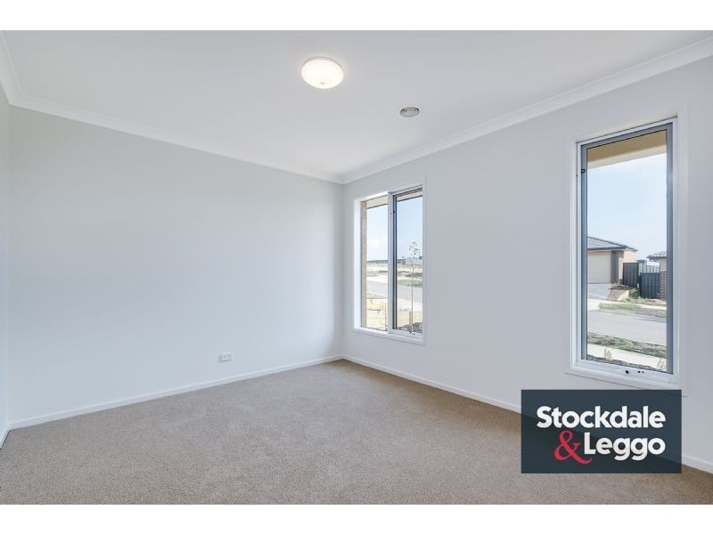 25 Muir Way, Mernda VIC 3754