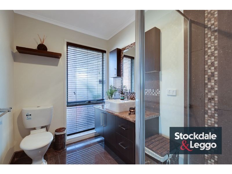 65 Grenda Drive, Mill Park VIC 3082