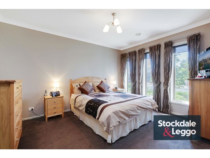 37 Harriers St, Mernda VIC 3754