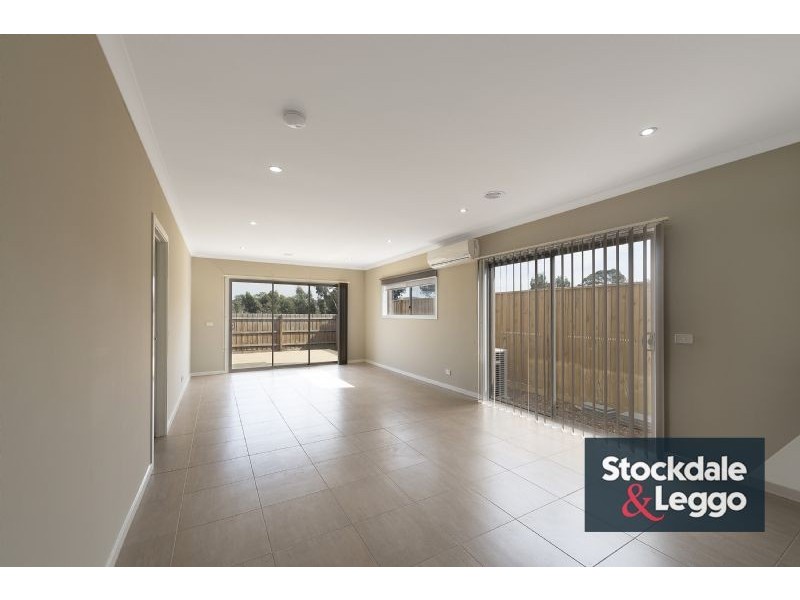 7 Silkwood Grove, South Morang VIC 3752