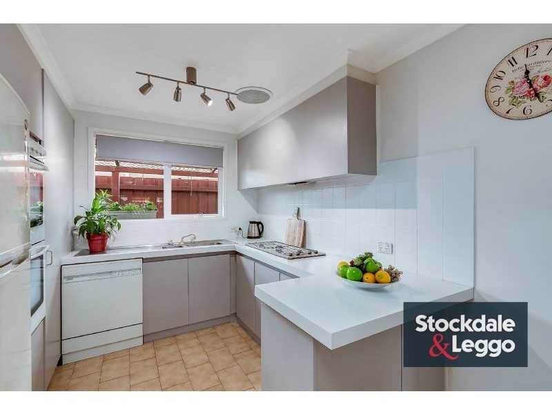 8 Dampier Court, Epping VIC 3076